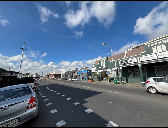 150M² BUSINESS TO LET IN WOODSTOCK